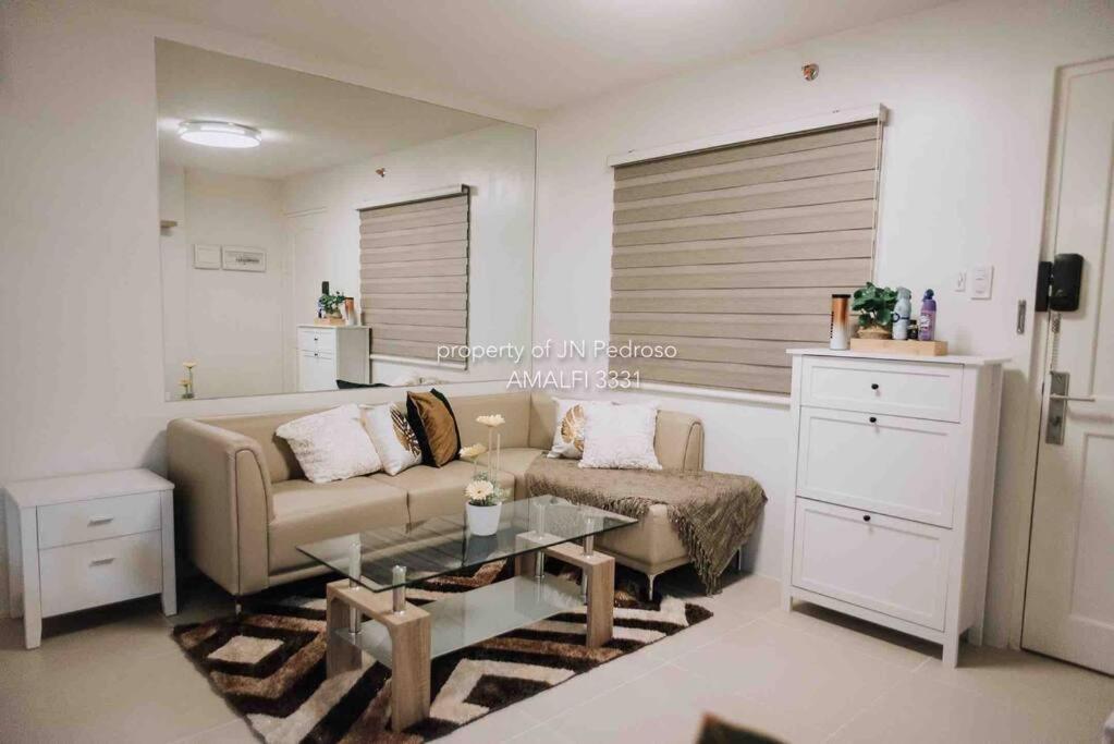 Work-Friendly Mountain-View Condo Near Sm Seaside 宿务 外观 照片